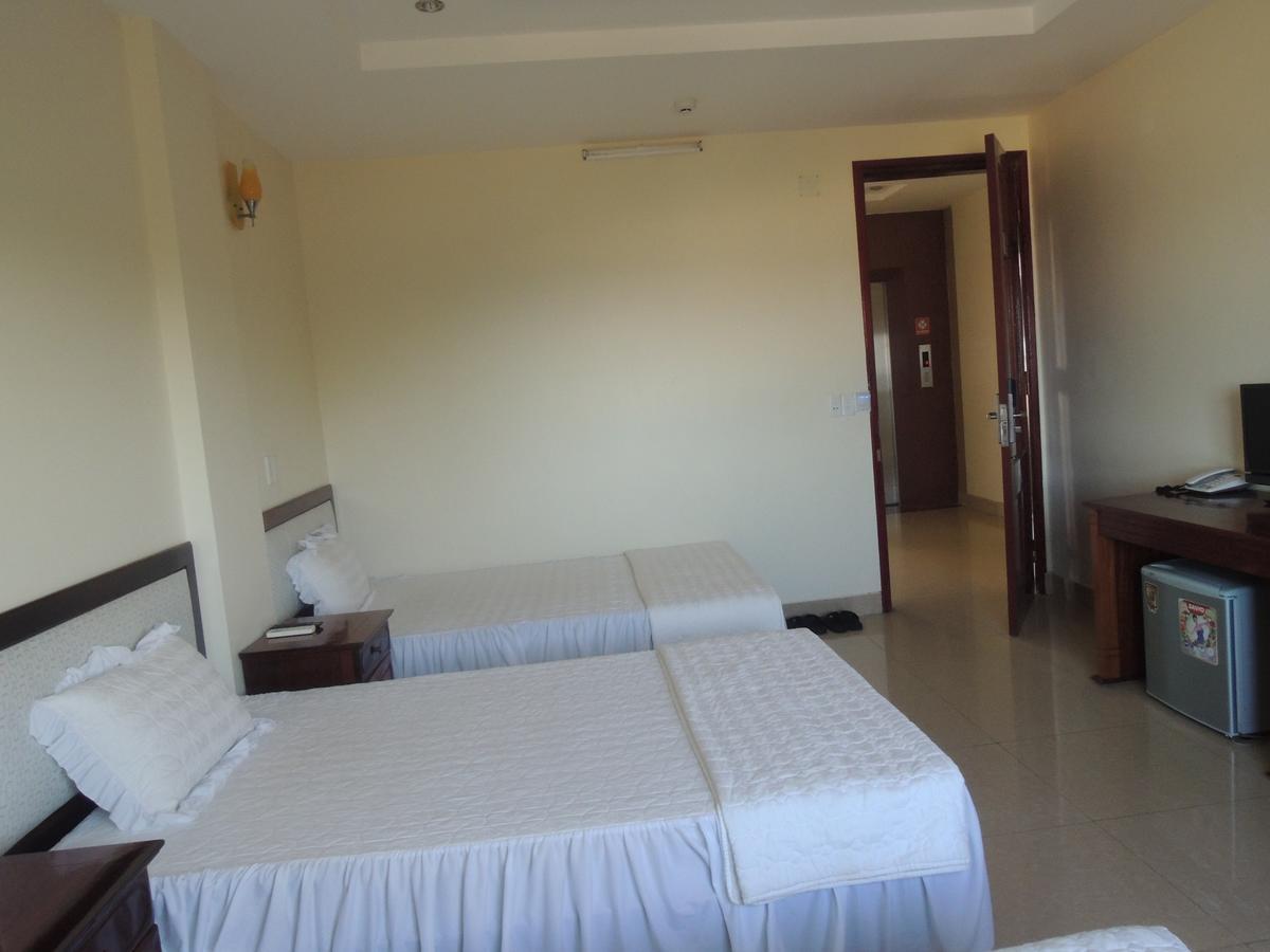 Ngan Ha Hotel Dong Hoi Dış mekan fotoğraf