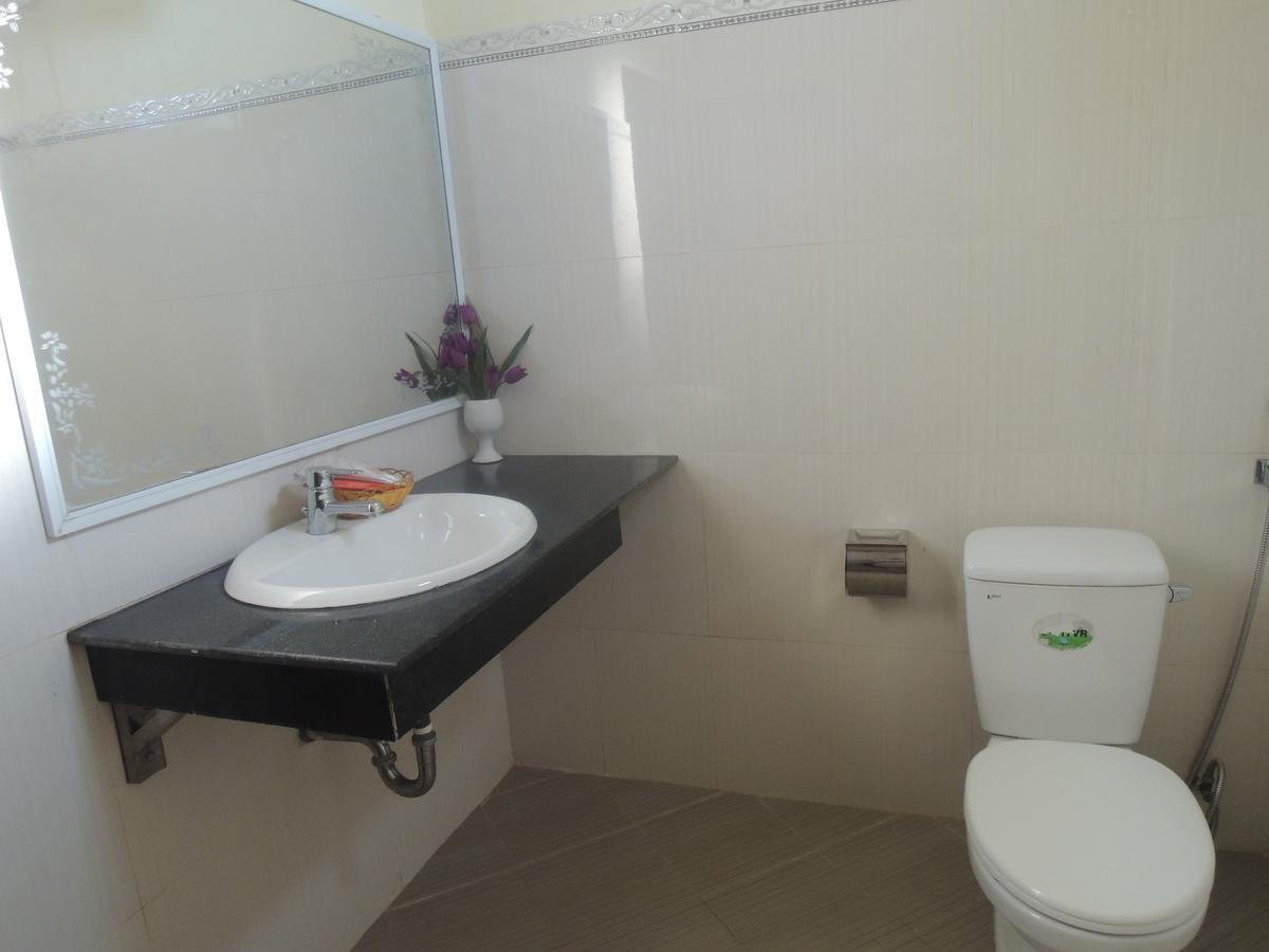 Ngan Ha Hotel Dong Hoi Dış mekan fotoğraf